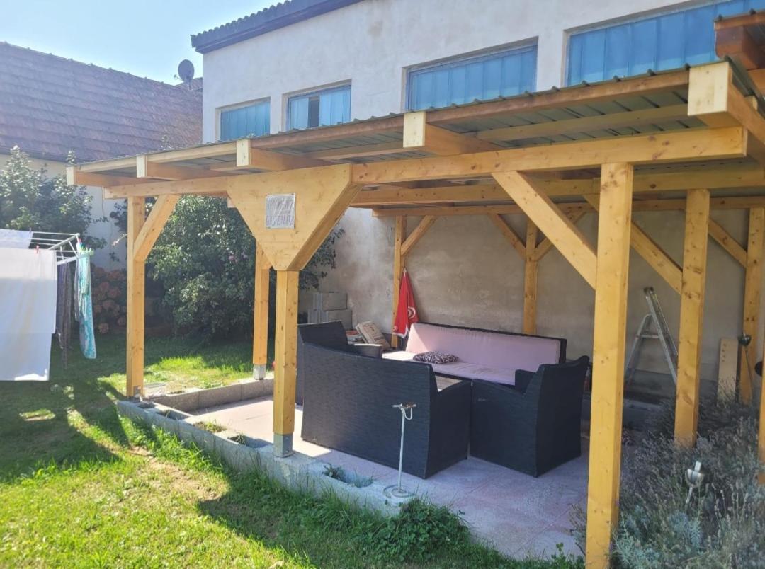Wohnung an der Donau Krumnussbaum Exterior foto