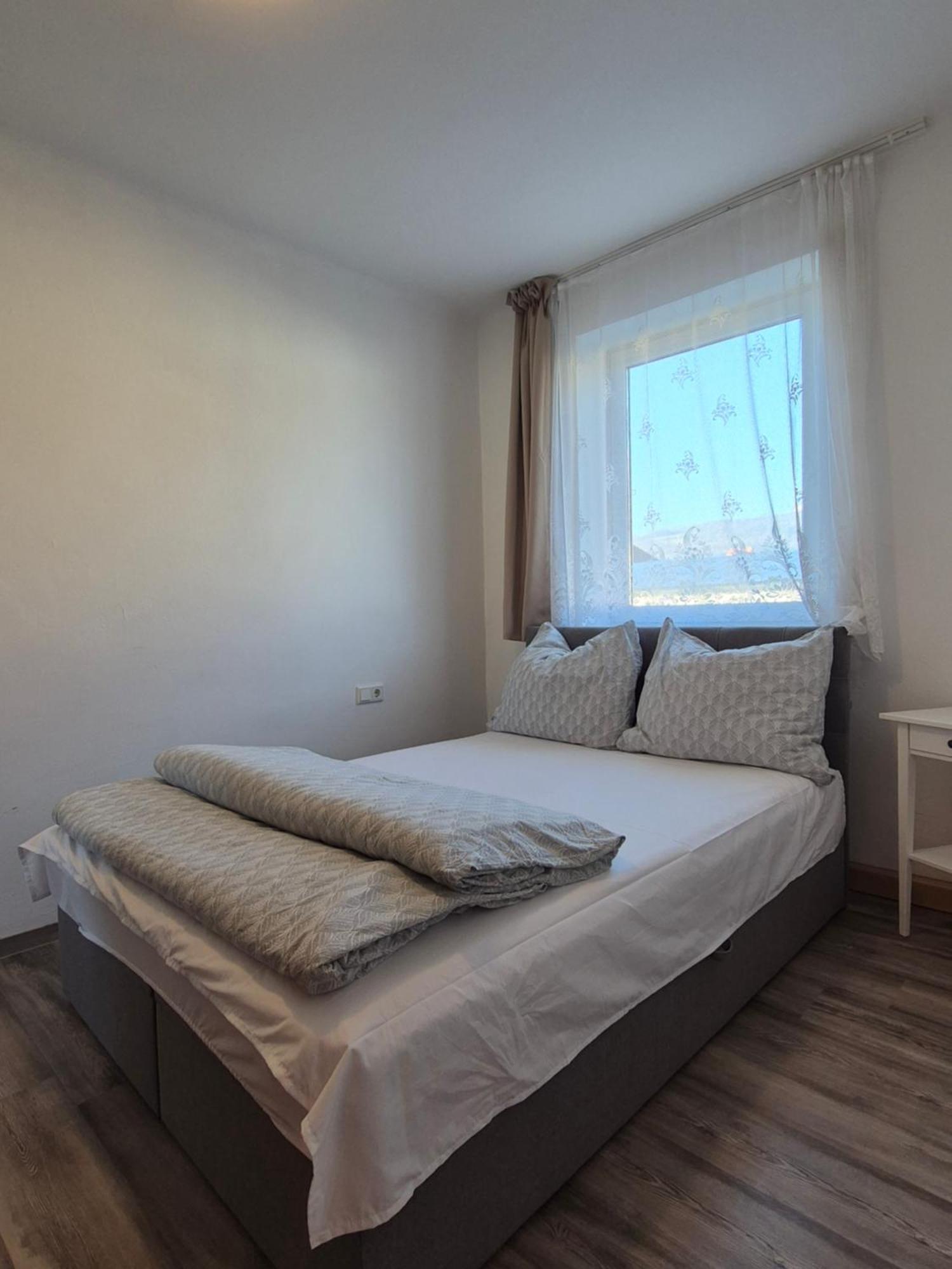 Wohnung an der Donau Krumnussbaum Exterior foto